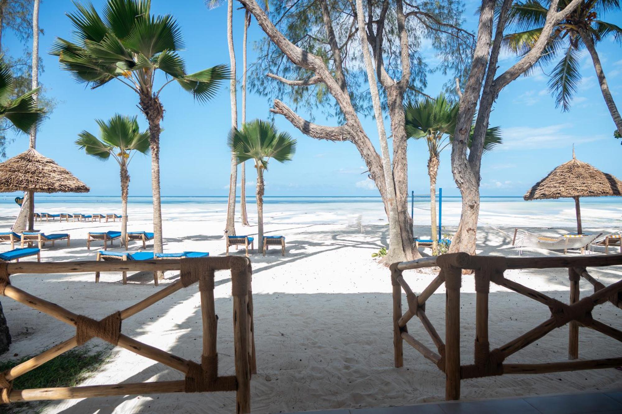 Royal Mandarin Hotel & Resort Pwani Mchangani Exteriör bild