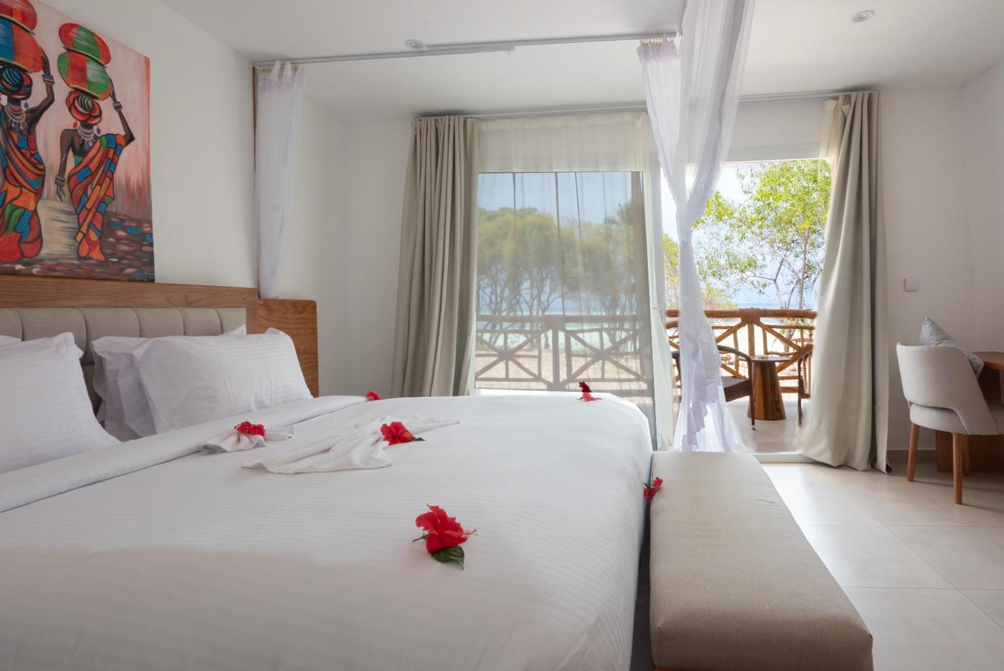 Royal Mandarin Hotel & Resort Pwani Mchangani Exteriör bild