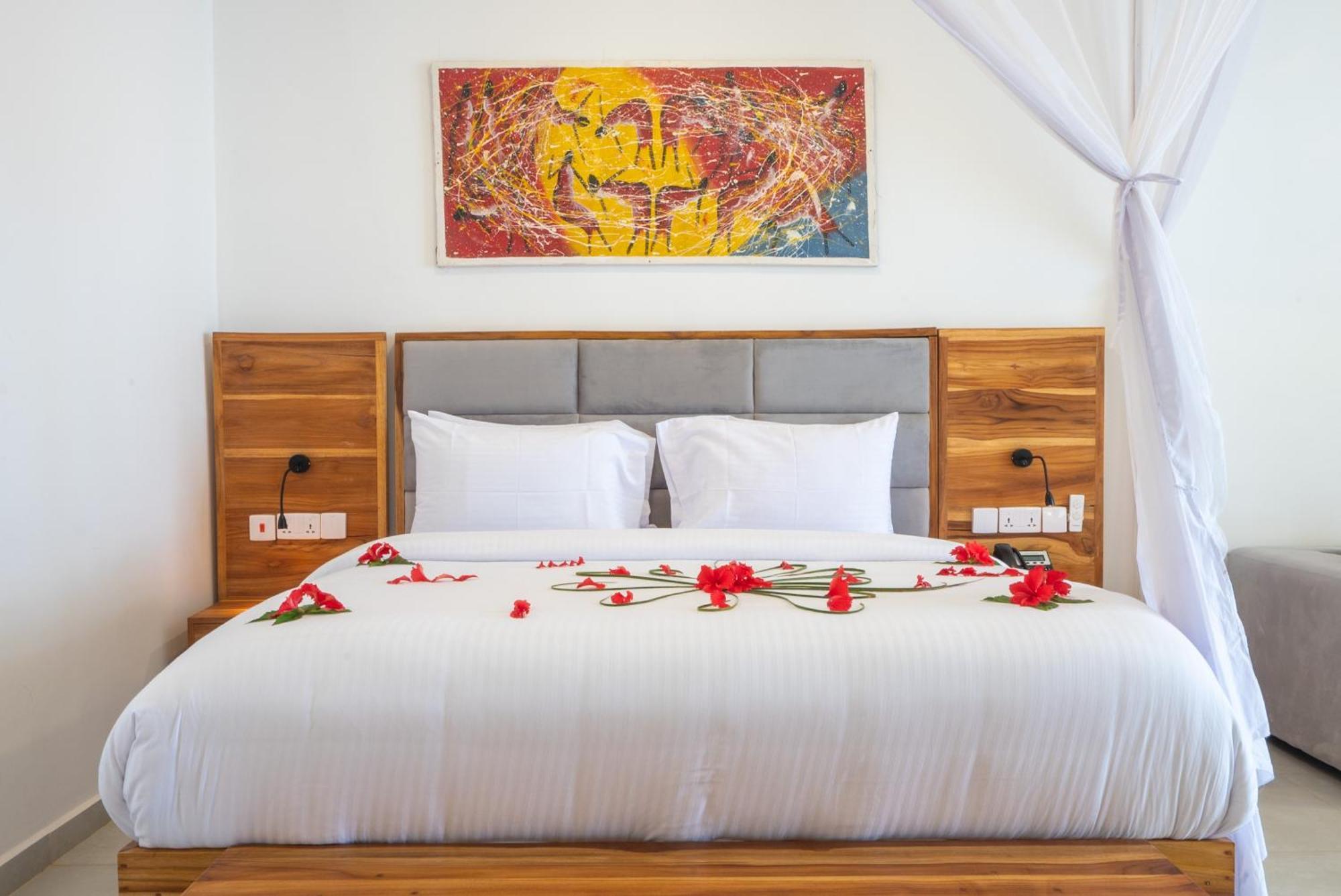 Royal Mandarin Hotel & Resort Pwani Mchangani Exteriör bild